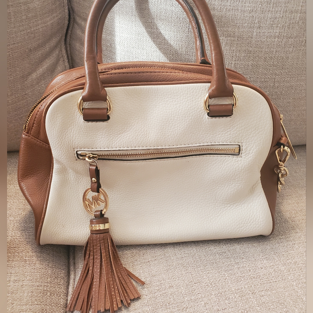 Michael Kors Knox Color Block W Tassel White And Camel Pebble Leather